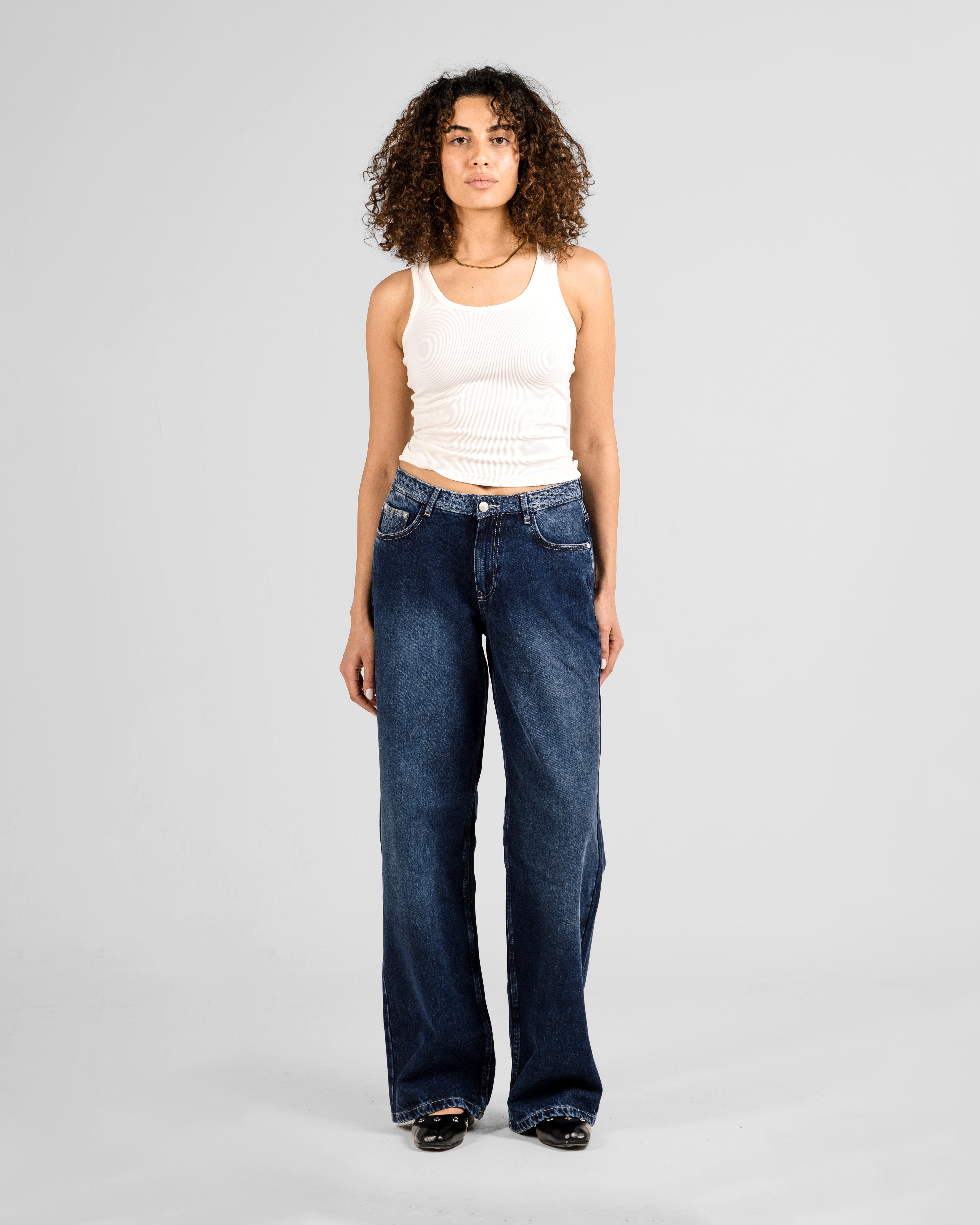 DEEP BLUE TEXTURED RELAXED MID RISE JEANS