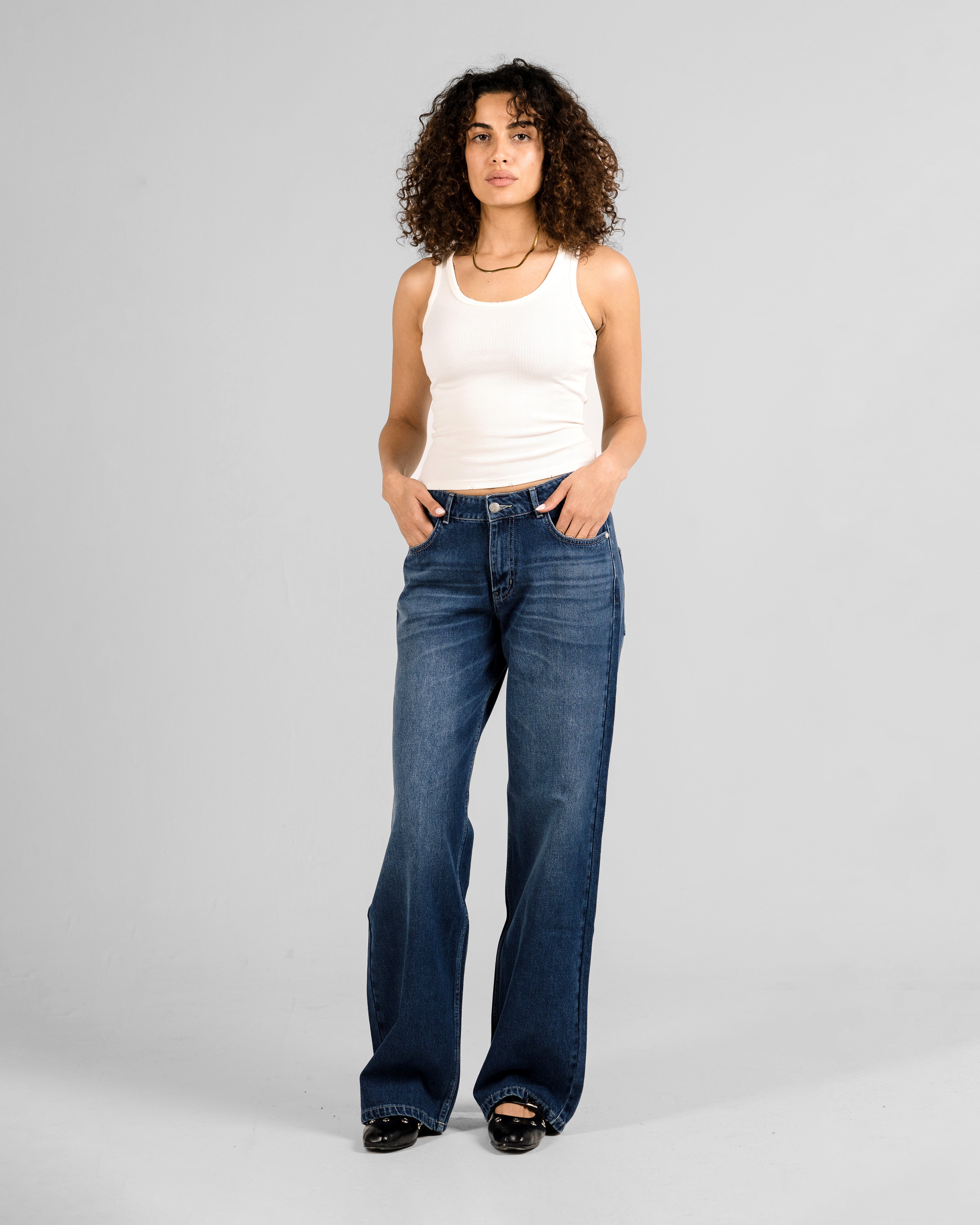 CITY BLUE FLIPPED POCKET RELAXED MID RISE JEANS