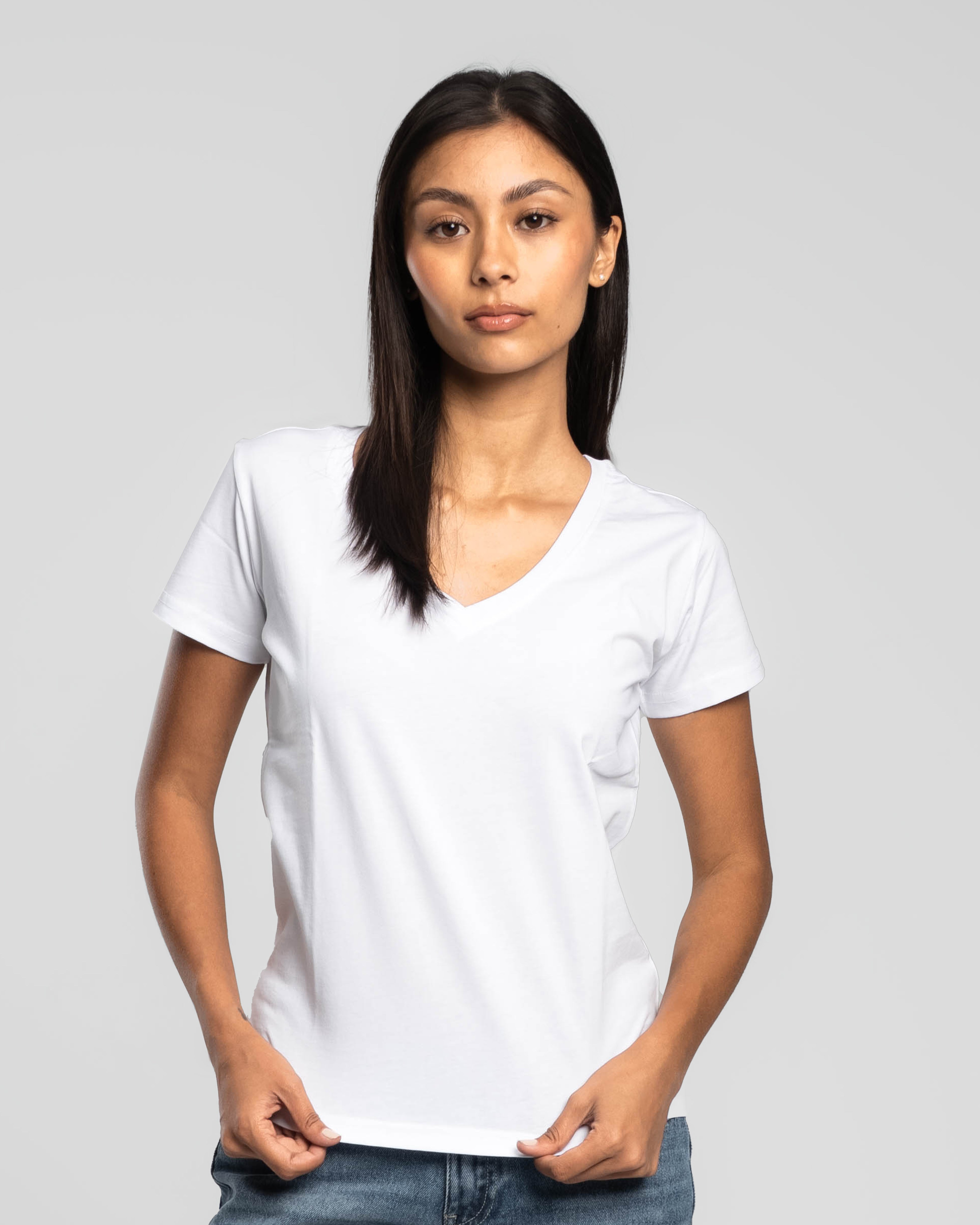 WHITE V-NECK T-SHIRT