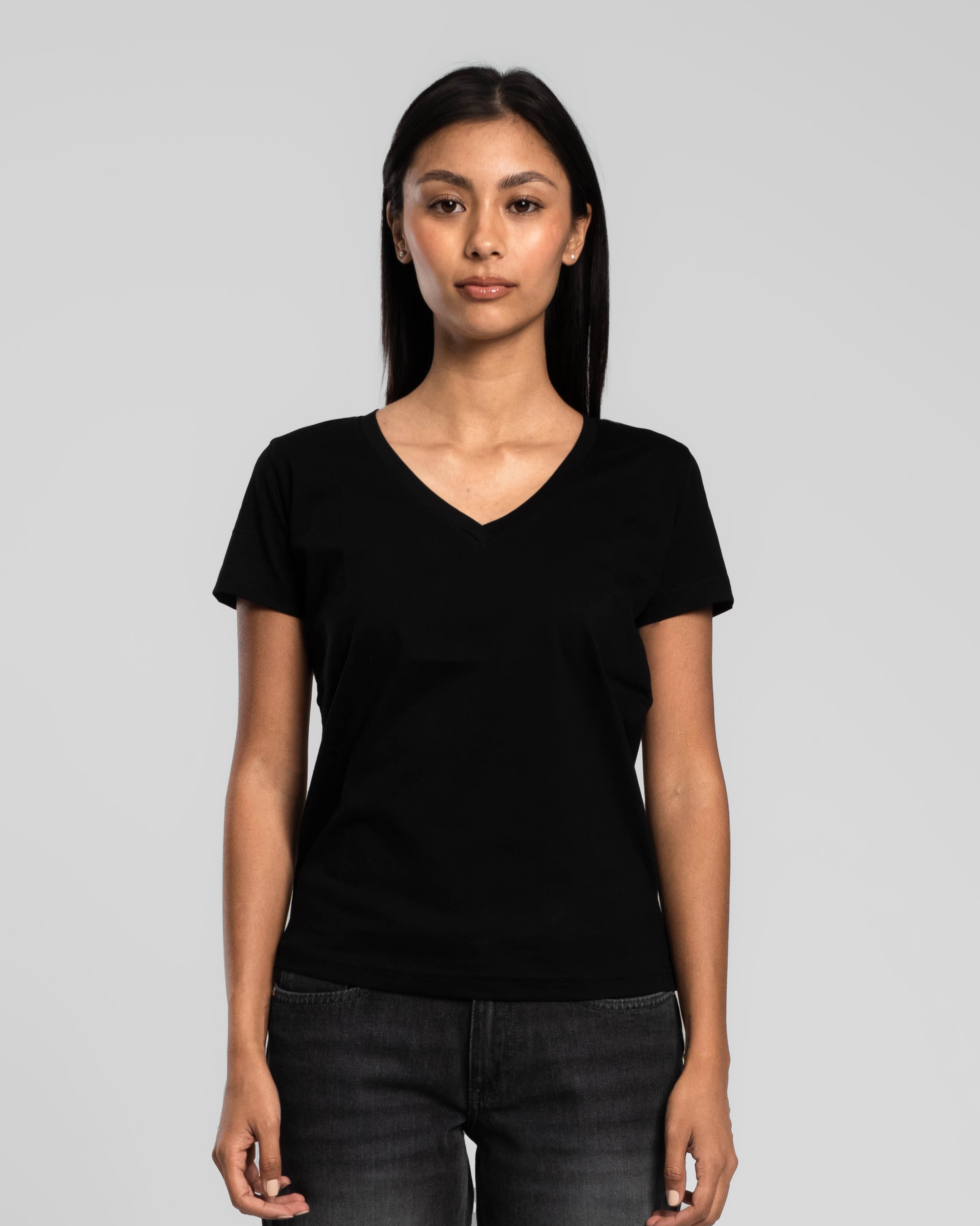 V-NECK T-SHIRT