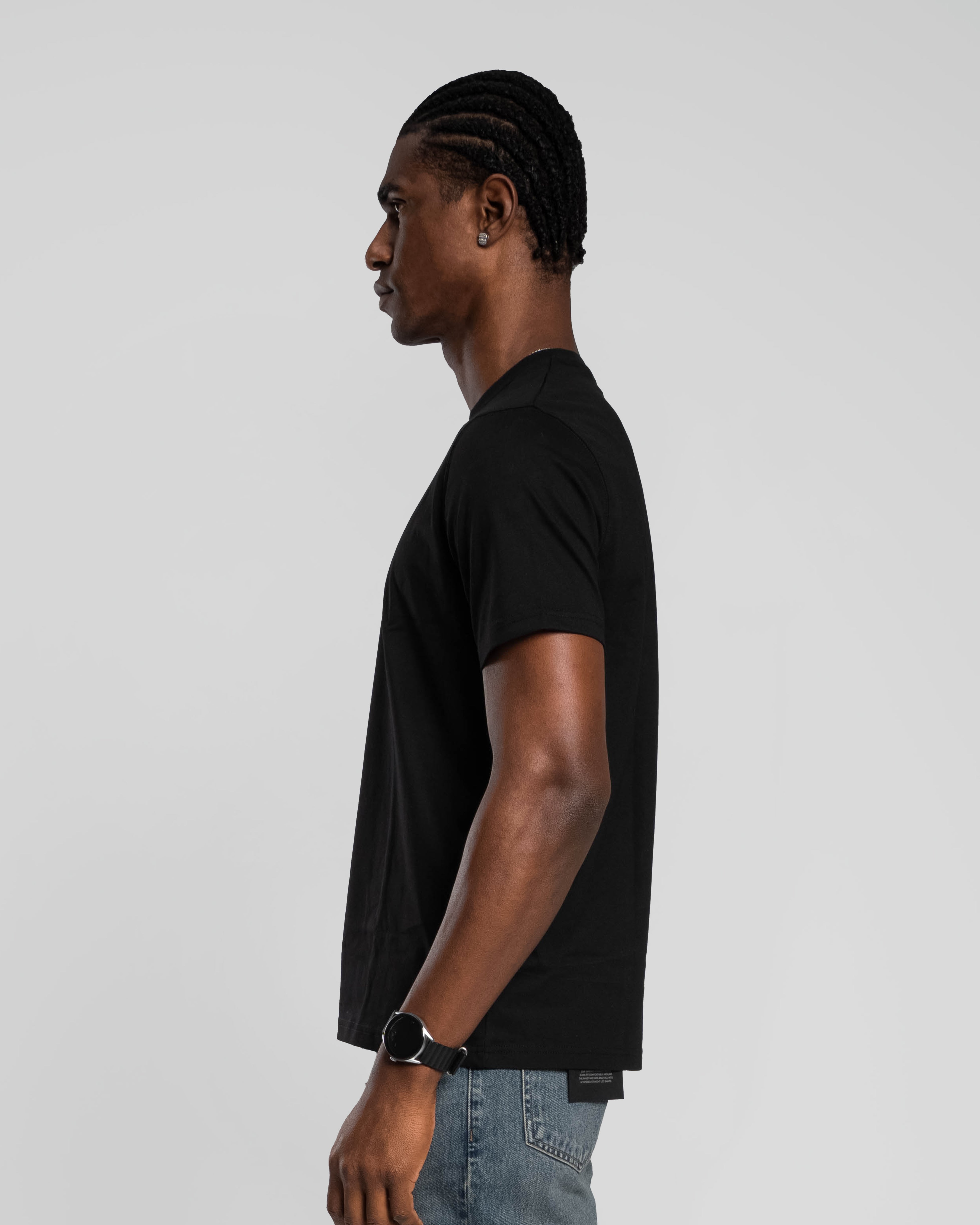BLACK REGULAR FIT T-SHIRT