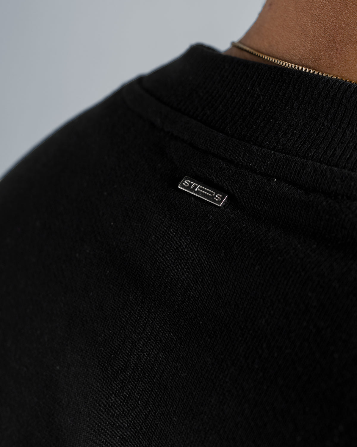CD CREWNECK