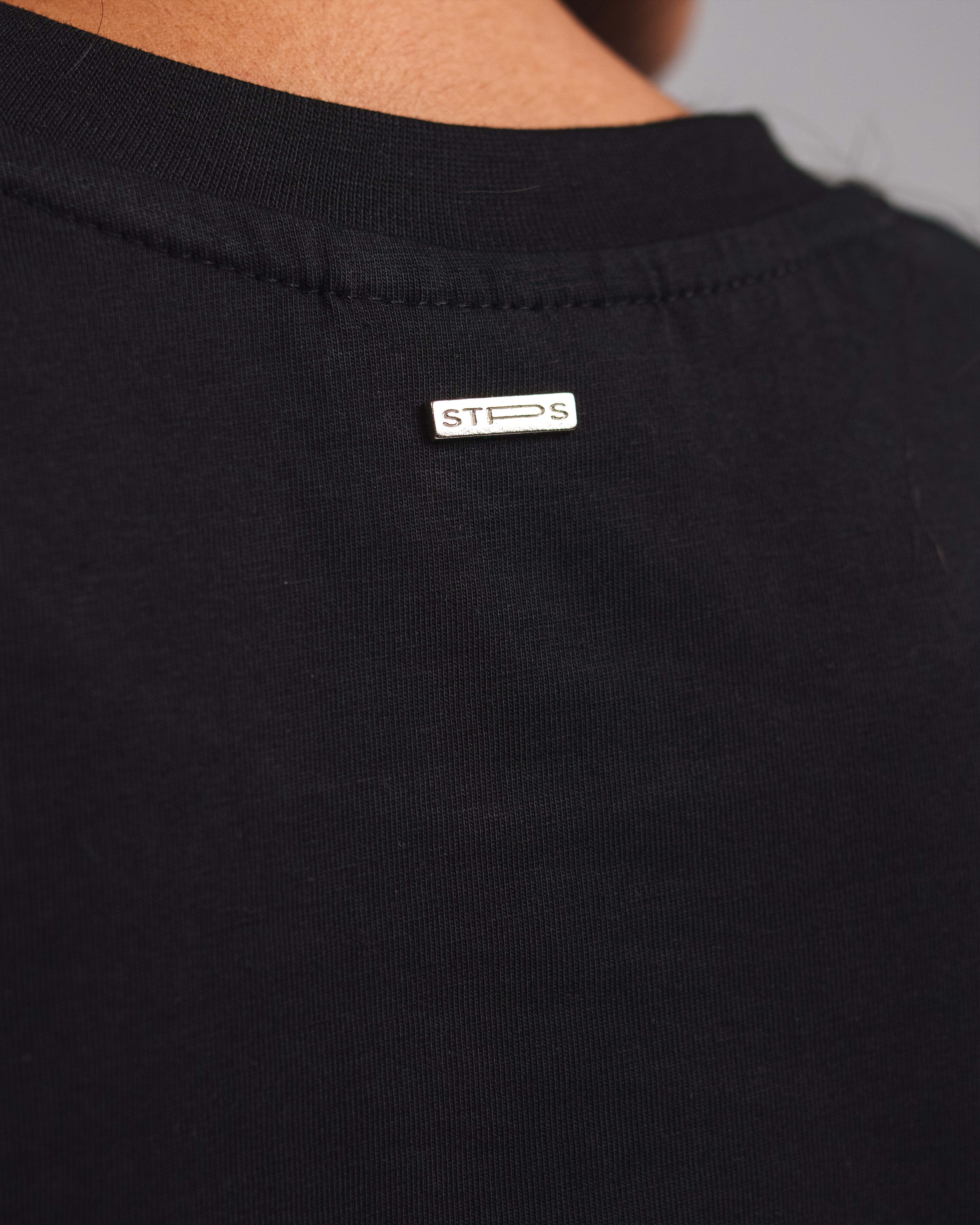 BLACK X BLUE DOUBLE DENIM POCKET TEE