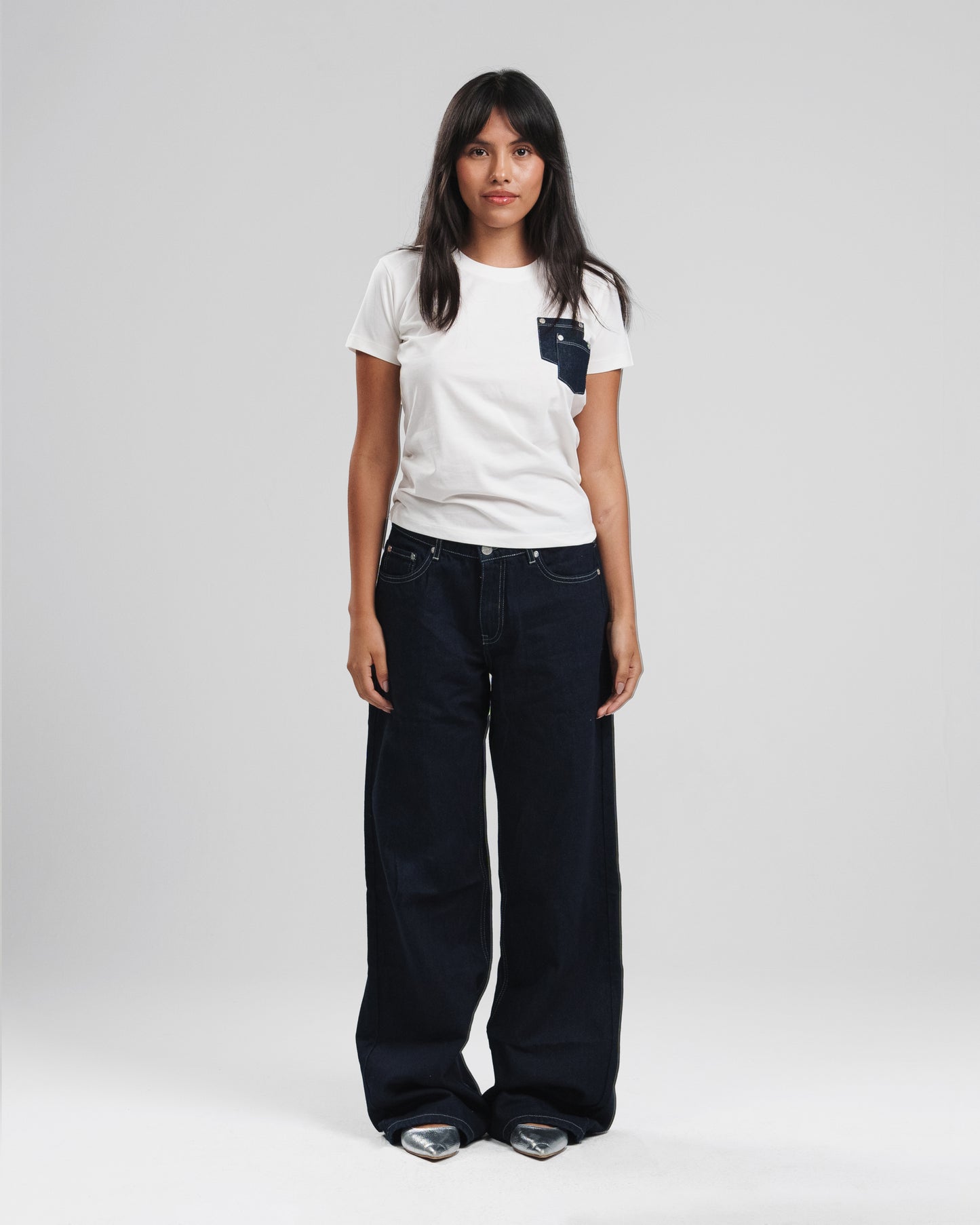 MIDNIGHT BLUE RELAXED MID RISE JEANS