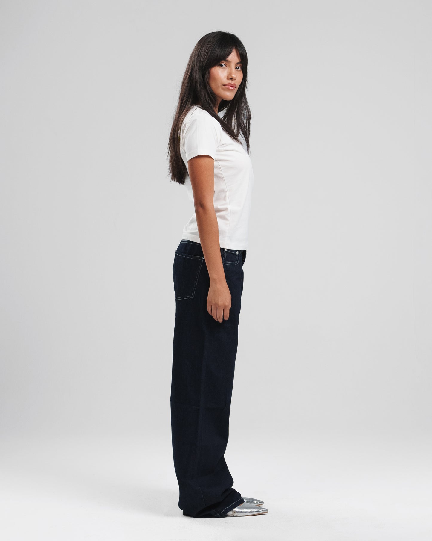 MIDNIGHT BLUE RELAXED MID RISE JEANS