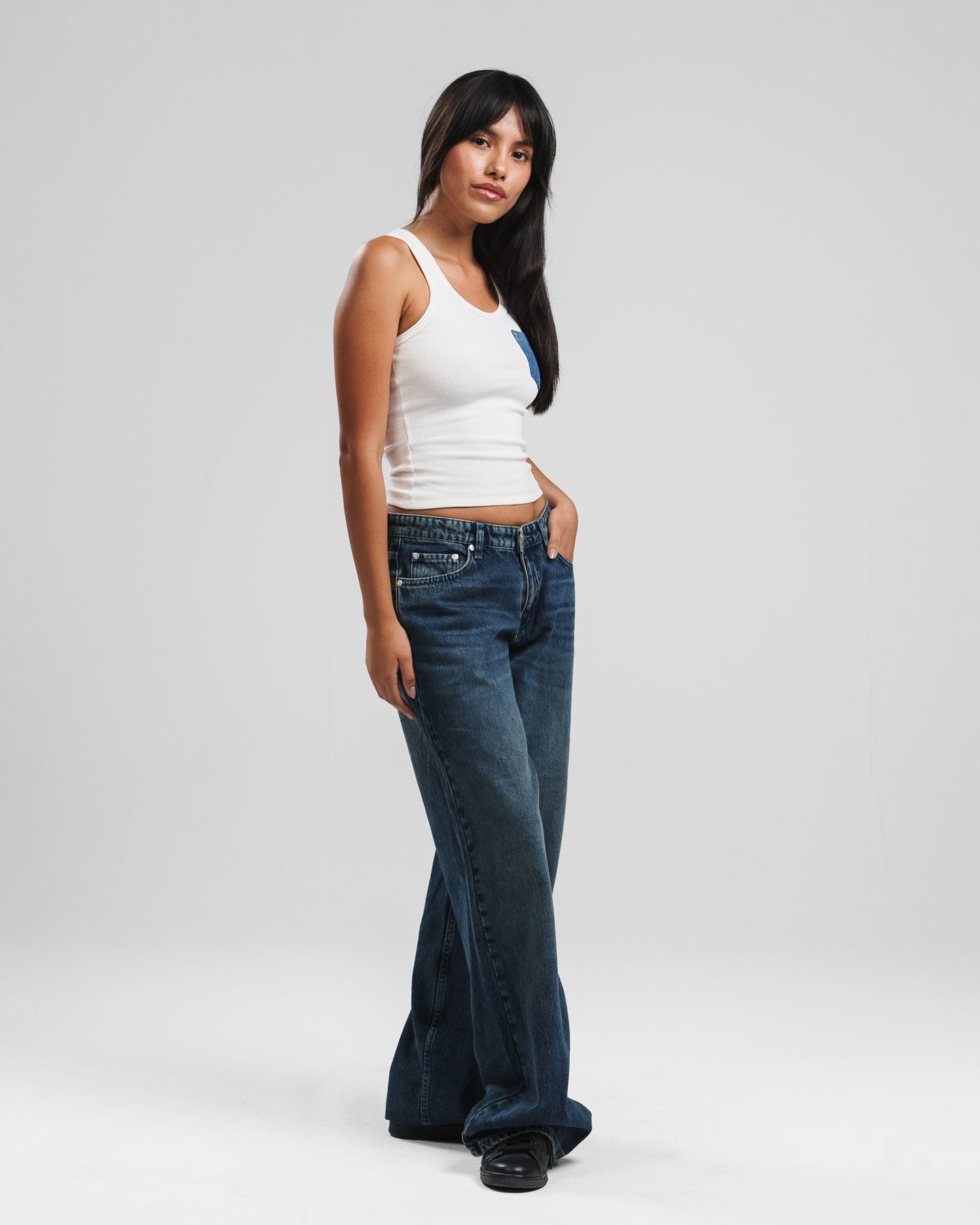 MINE BLUE RELAXED MID RISE JEANS