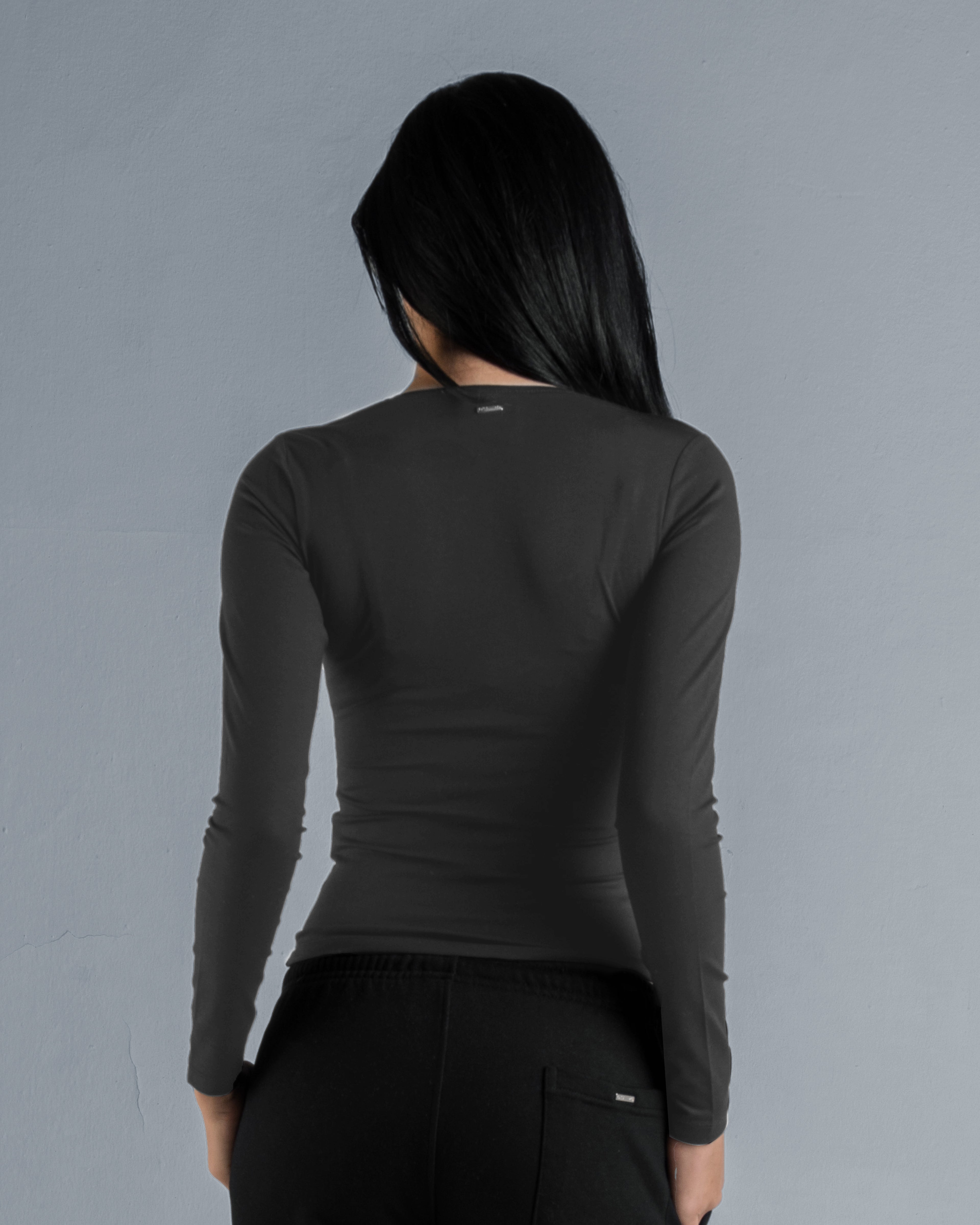 SCOOP NECK LONG SLEEVE