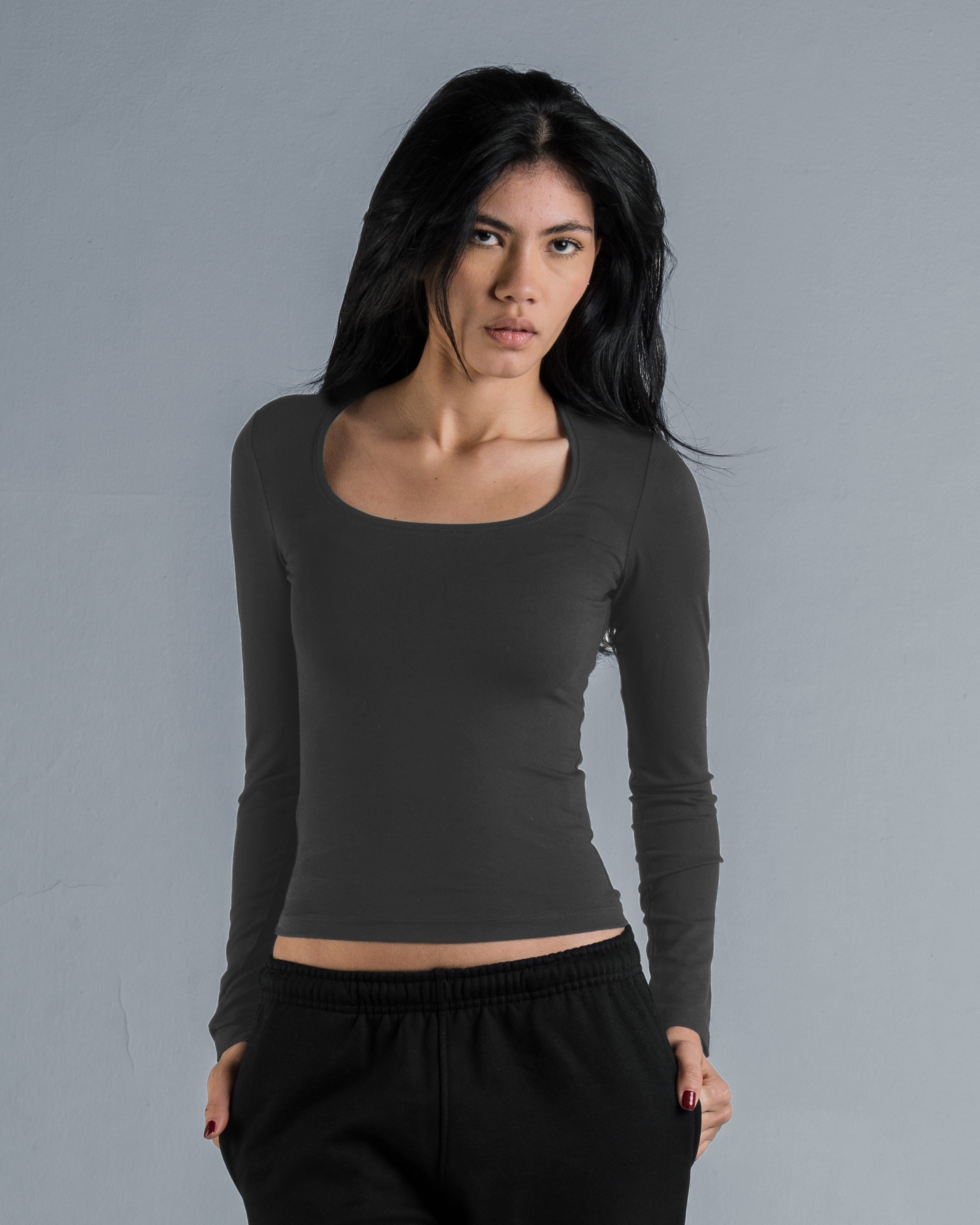 SCOOP NECK LONG SLEEVE