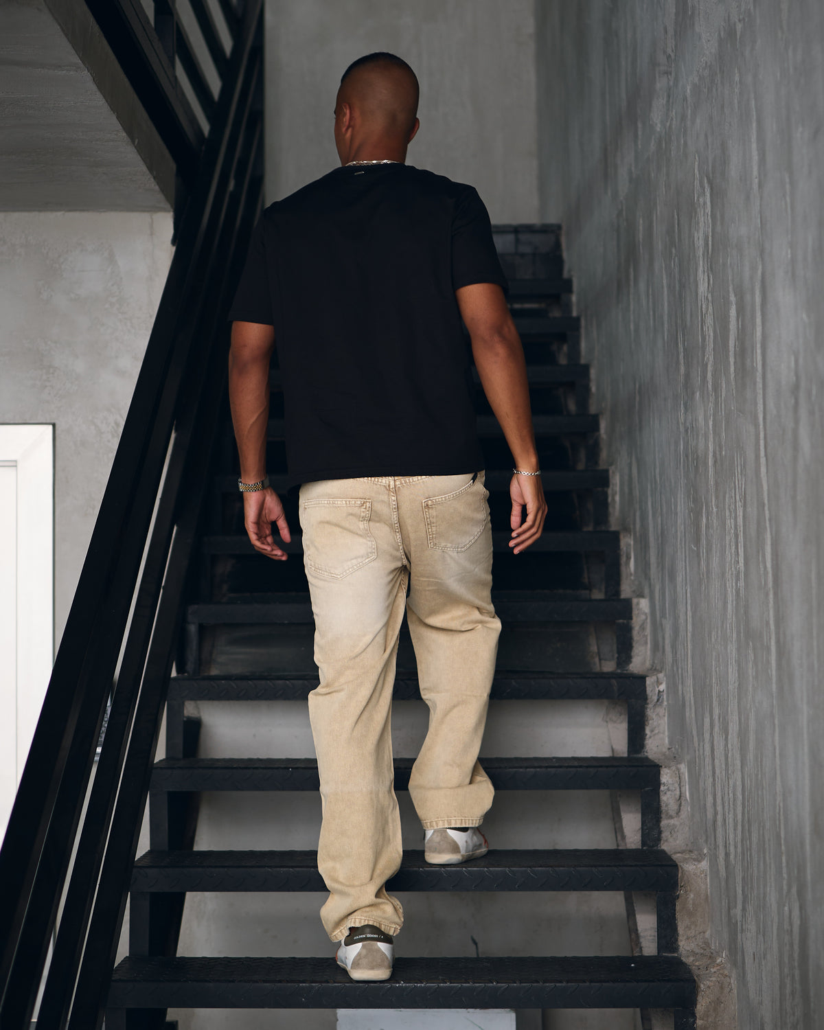The Boxy Black Tee
