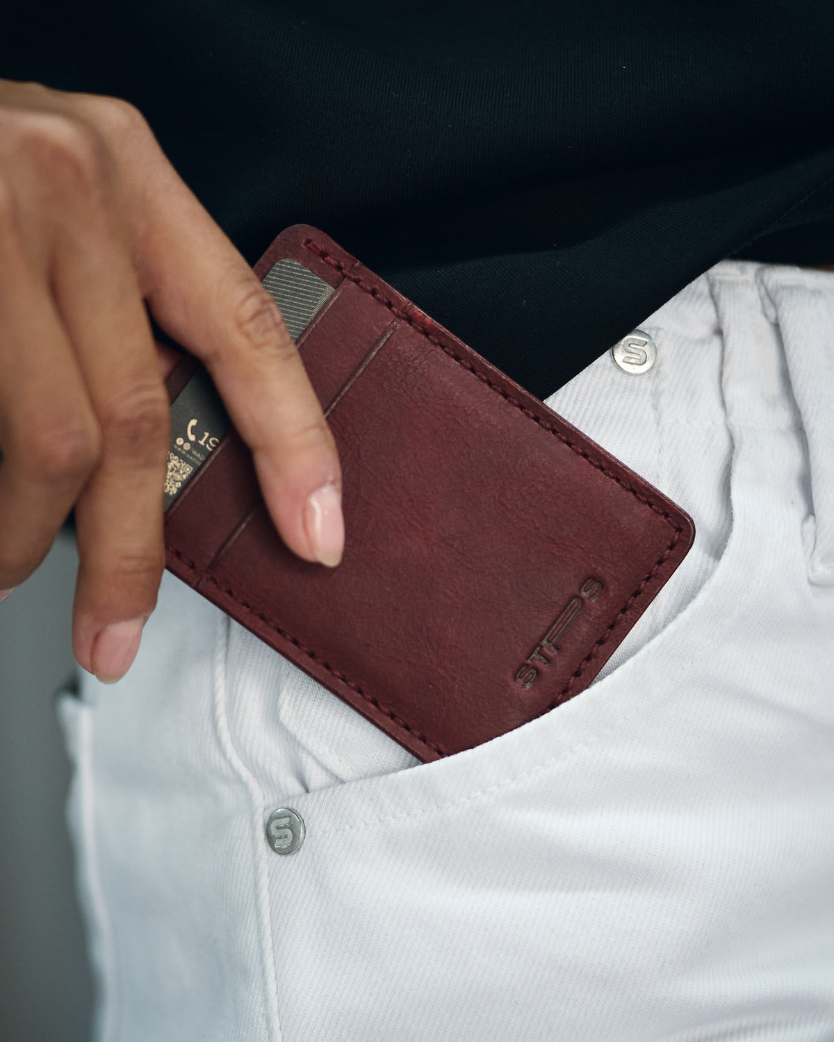 Genuine Minimal Burgundy Card Holder