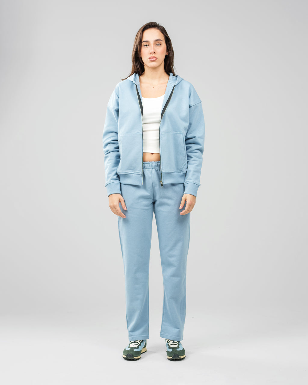 ZIP UP