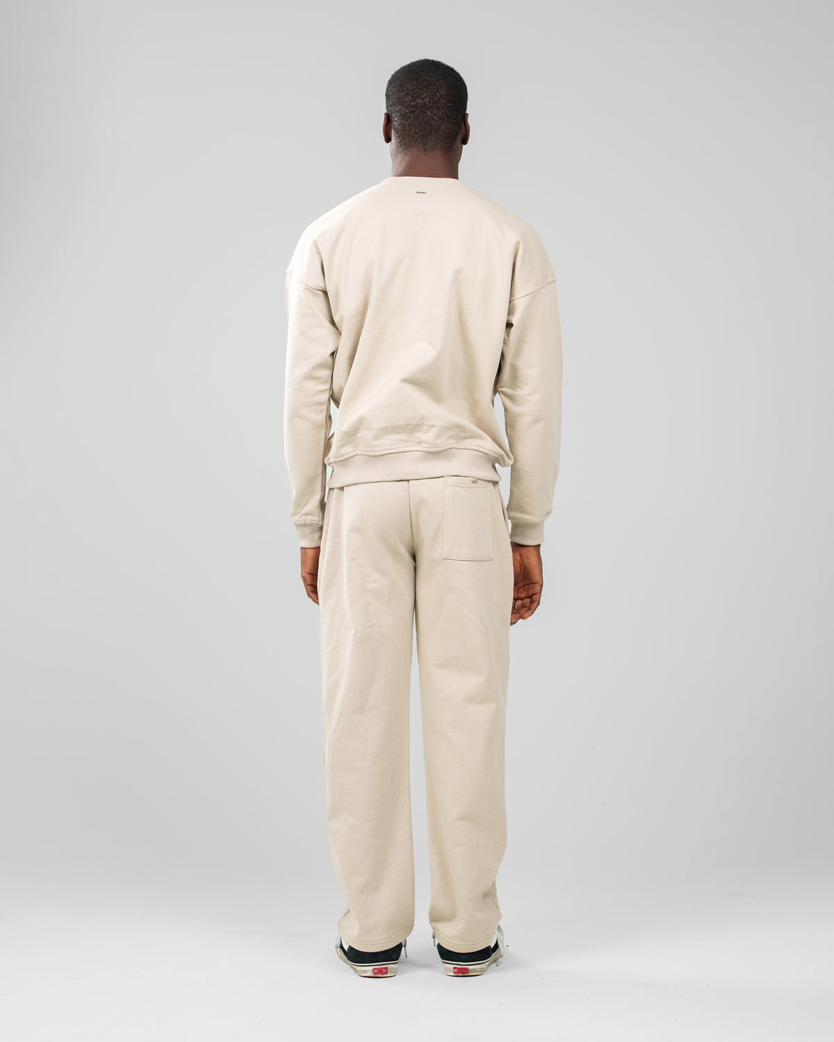 CREWNECK