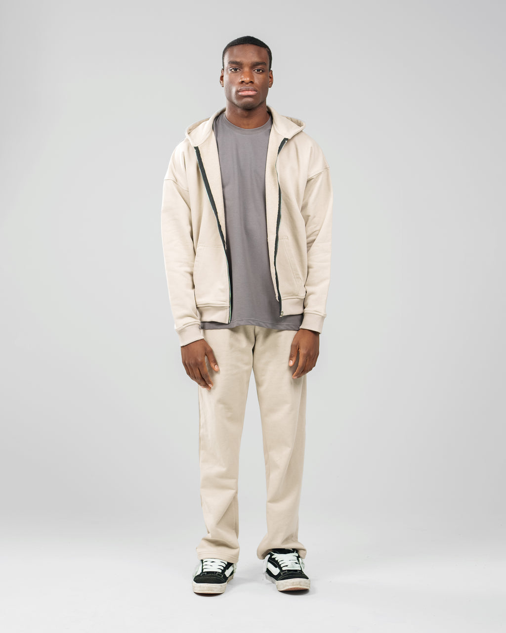 ZIP UP