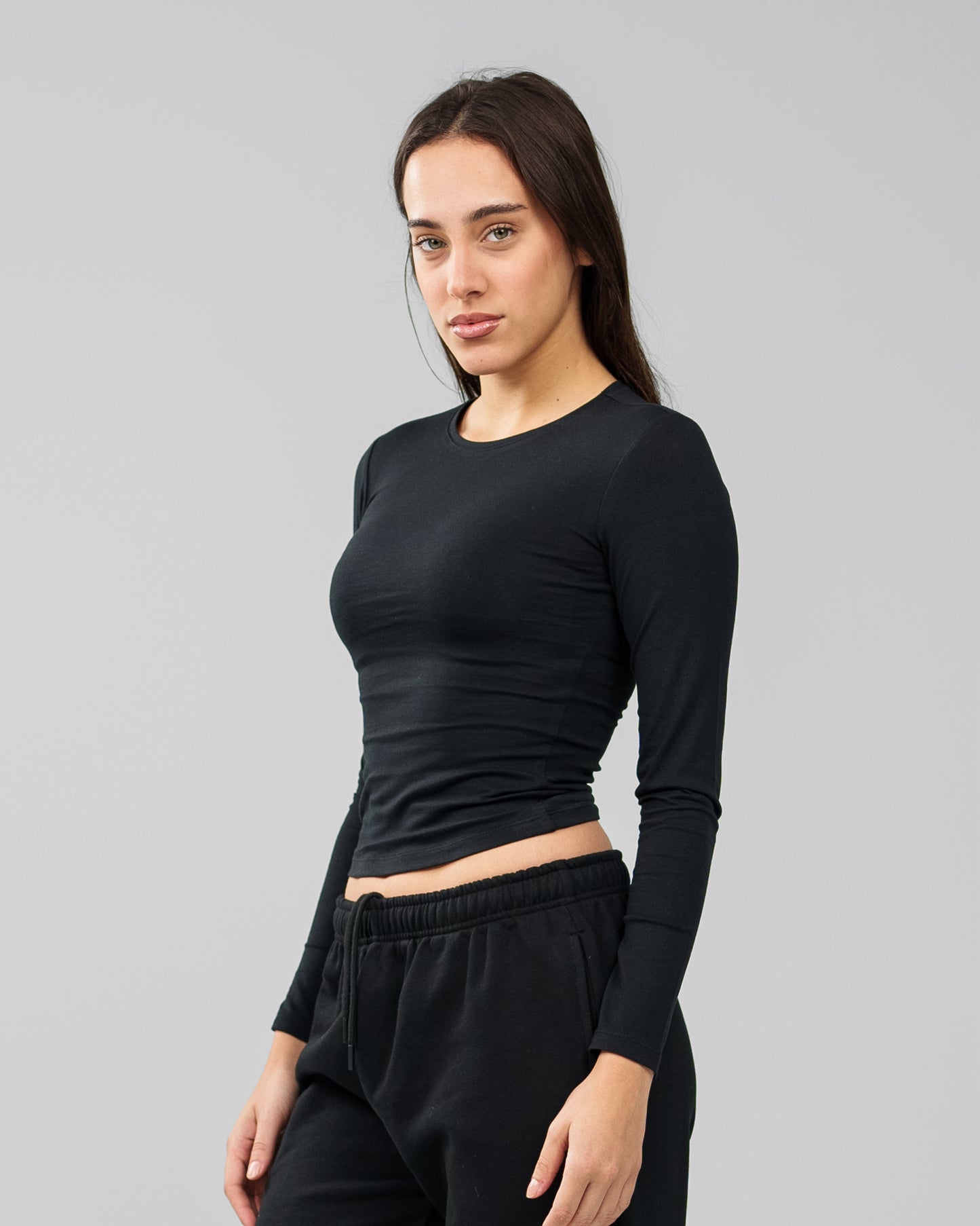 BLACK LONG SLEEVE TOP