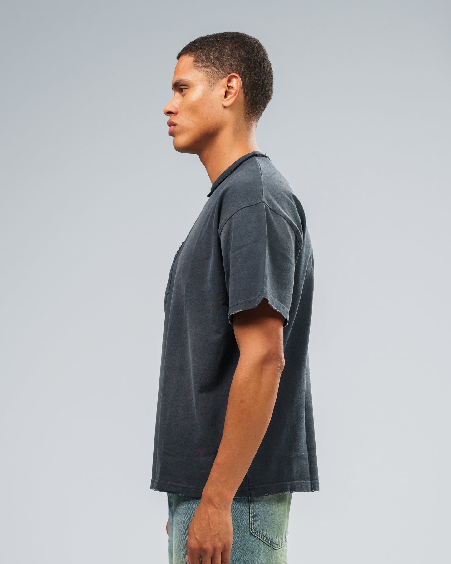 BLACK STONE WASHED DOUBLE POCKET T-SHIRT