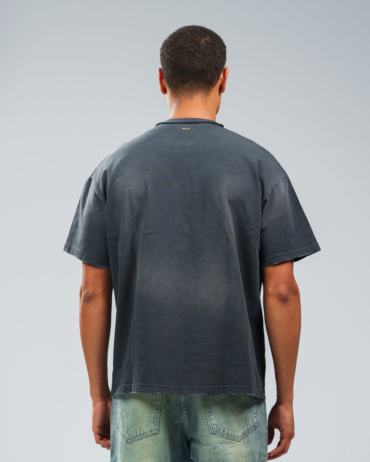 STONE WASHED DOUBLE POCKET T-SHIRT