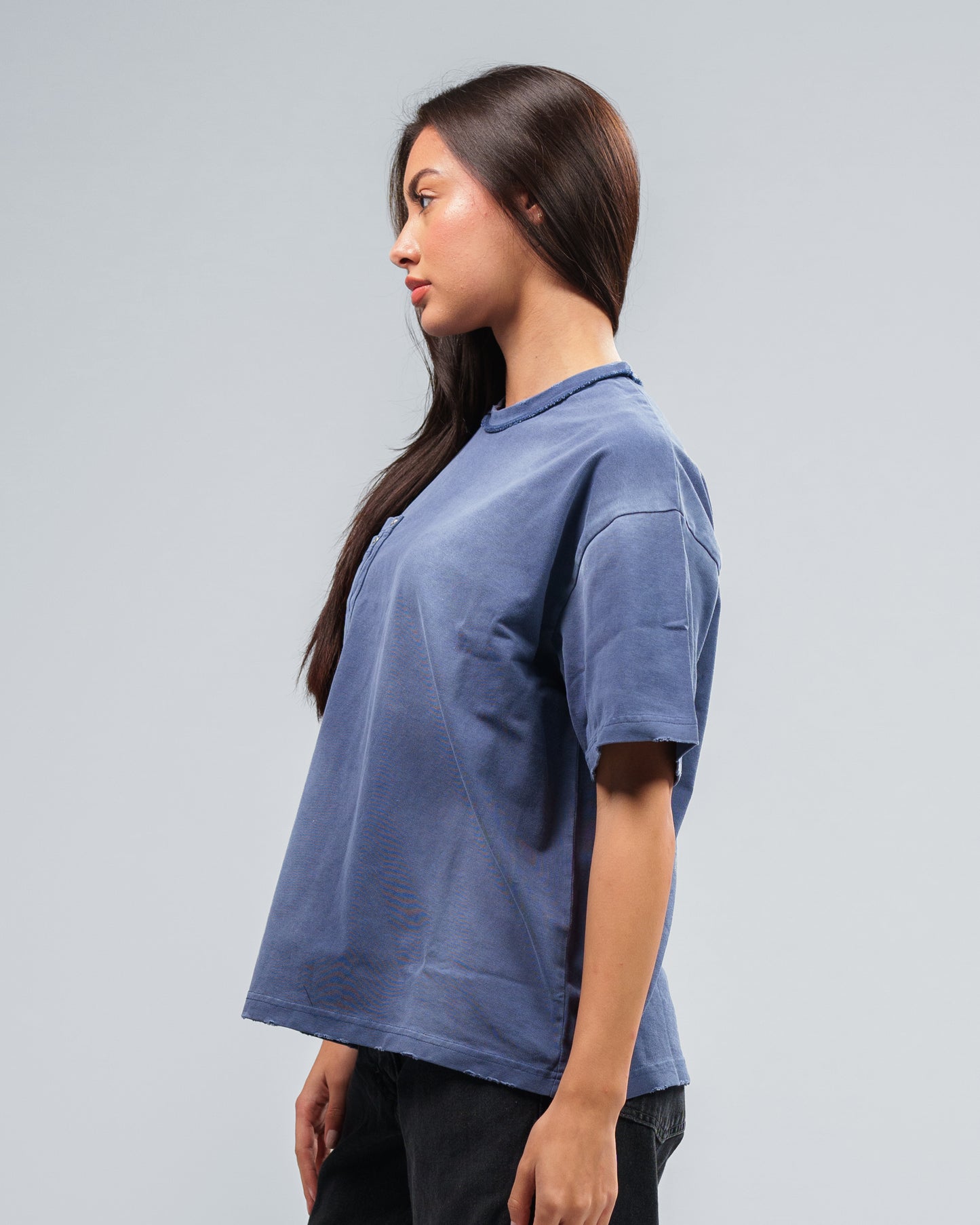 INDIGO BLUE STONE WASHED DOUBLE POCKET T-SHIRT