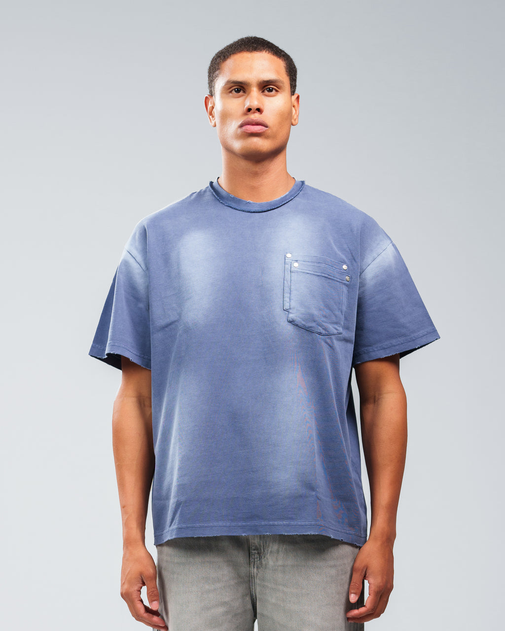 STONE WASHED DOUBLE POCKET T-SHIRT