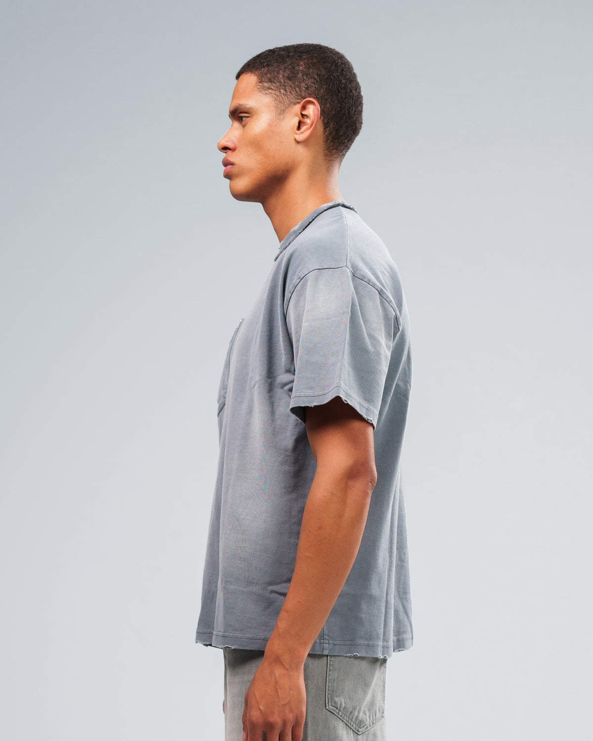 STONE WASHED DOUBLE POCKET T-SHIRT