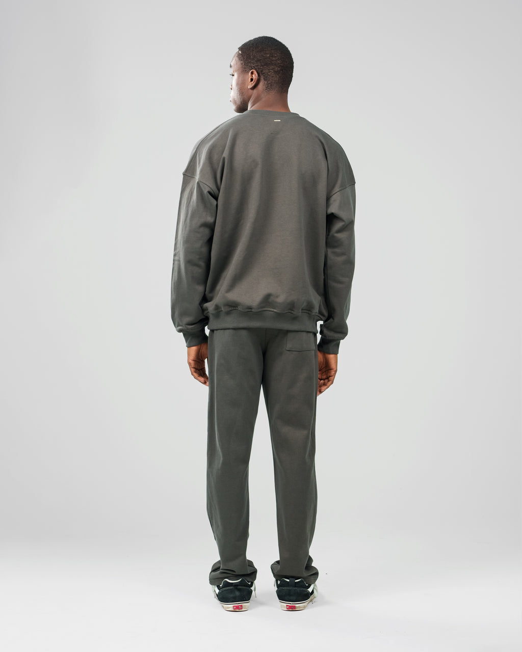 CREWNECK