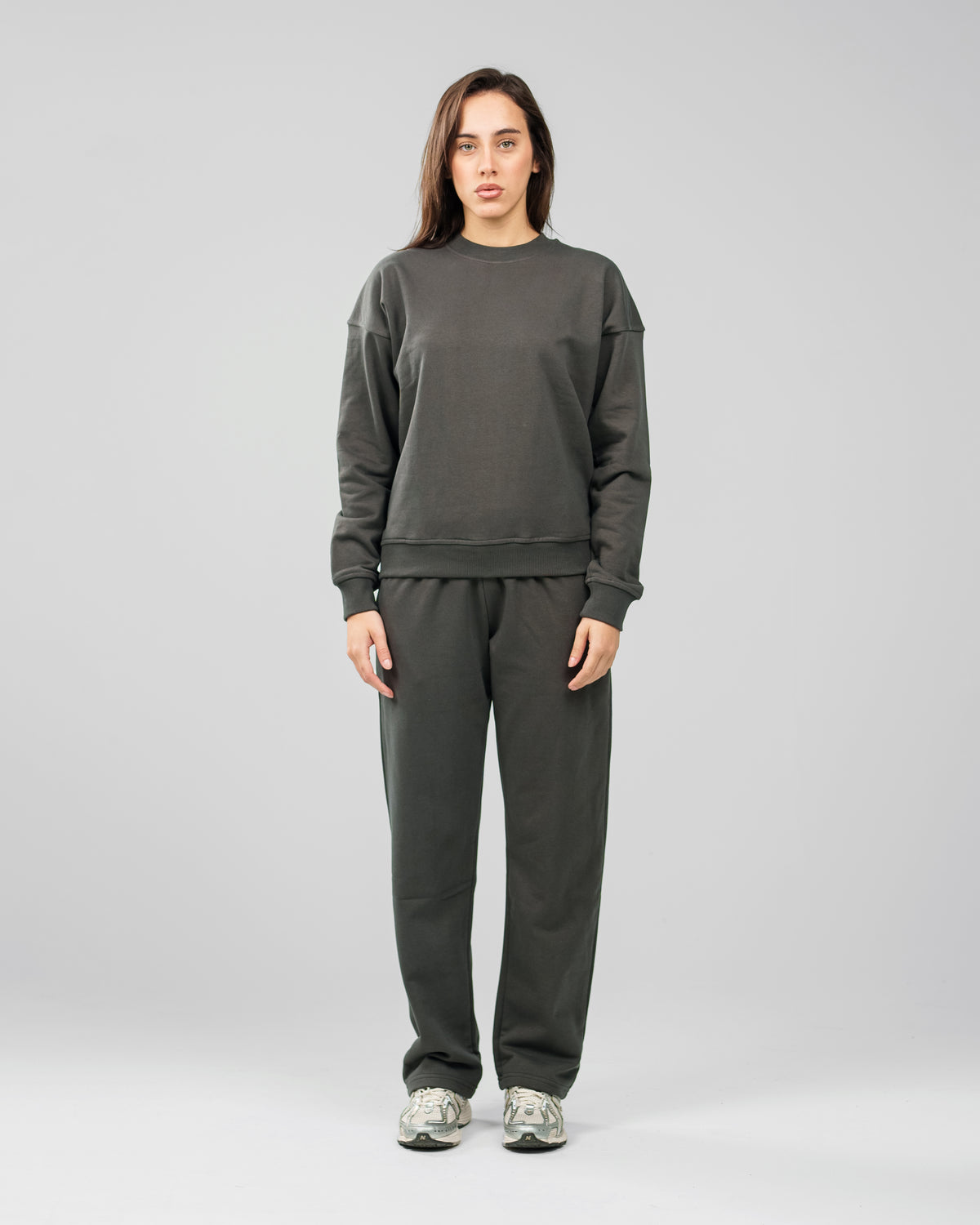CREWNECK