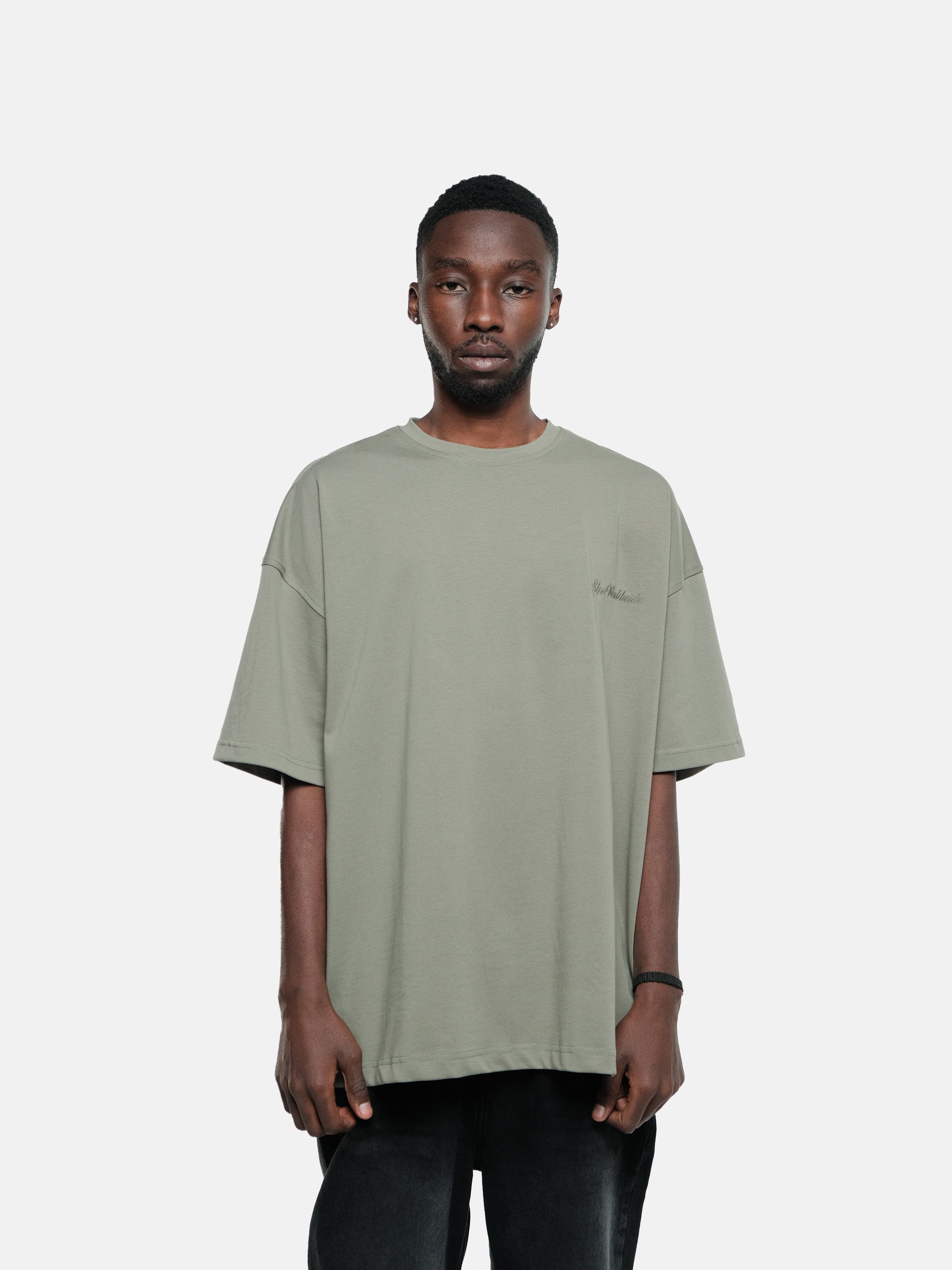 WORLDWIDE EMBROIDERED T-SHIRT