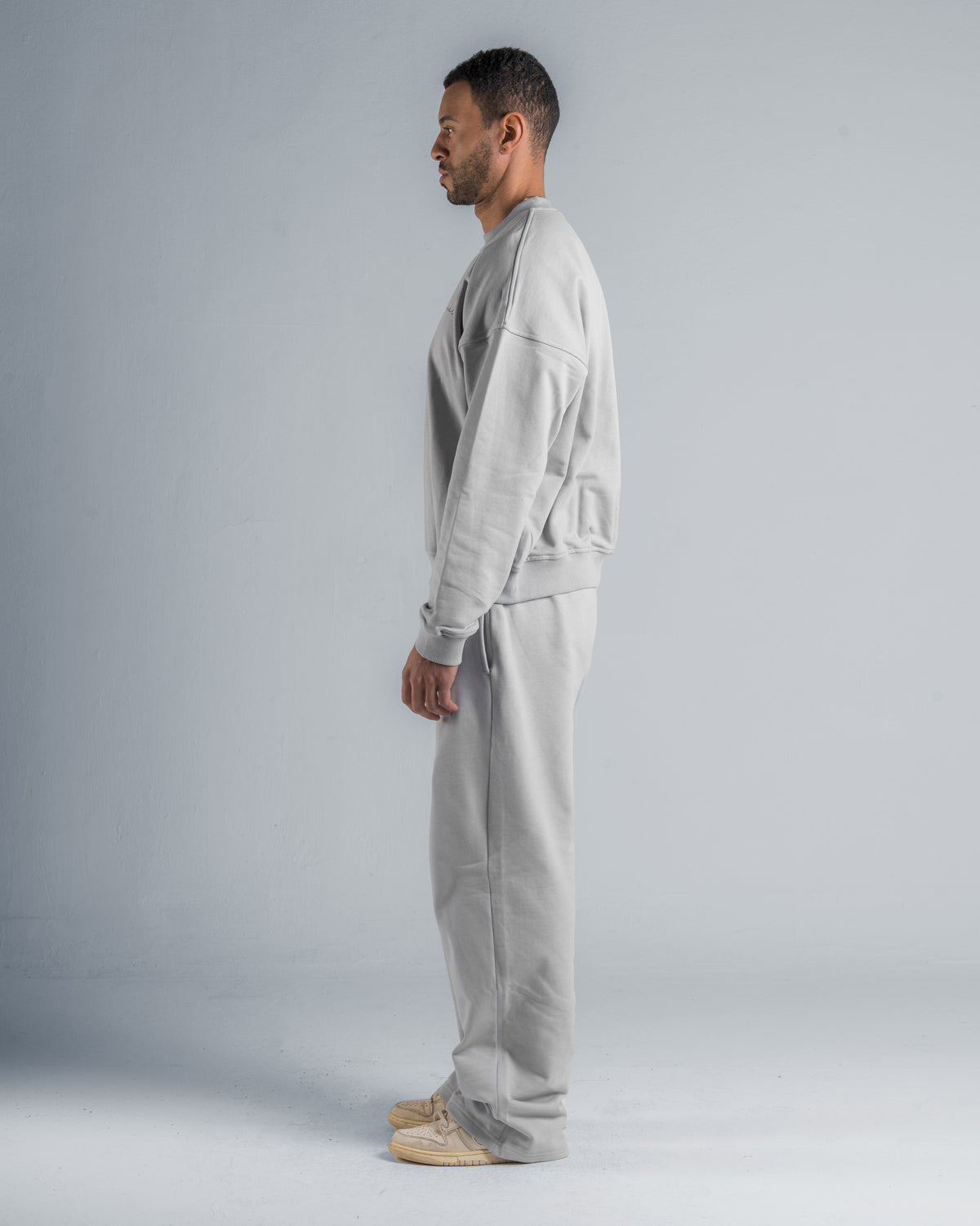 CD CREWNECK