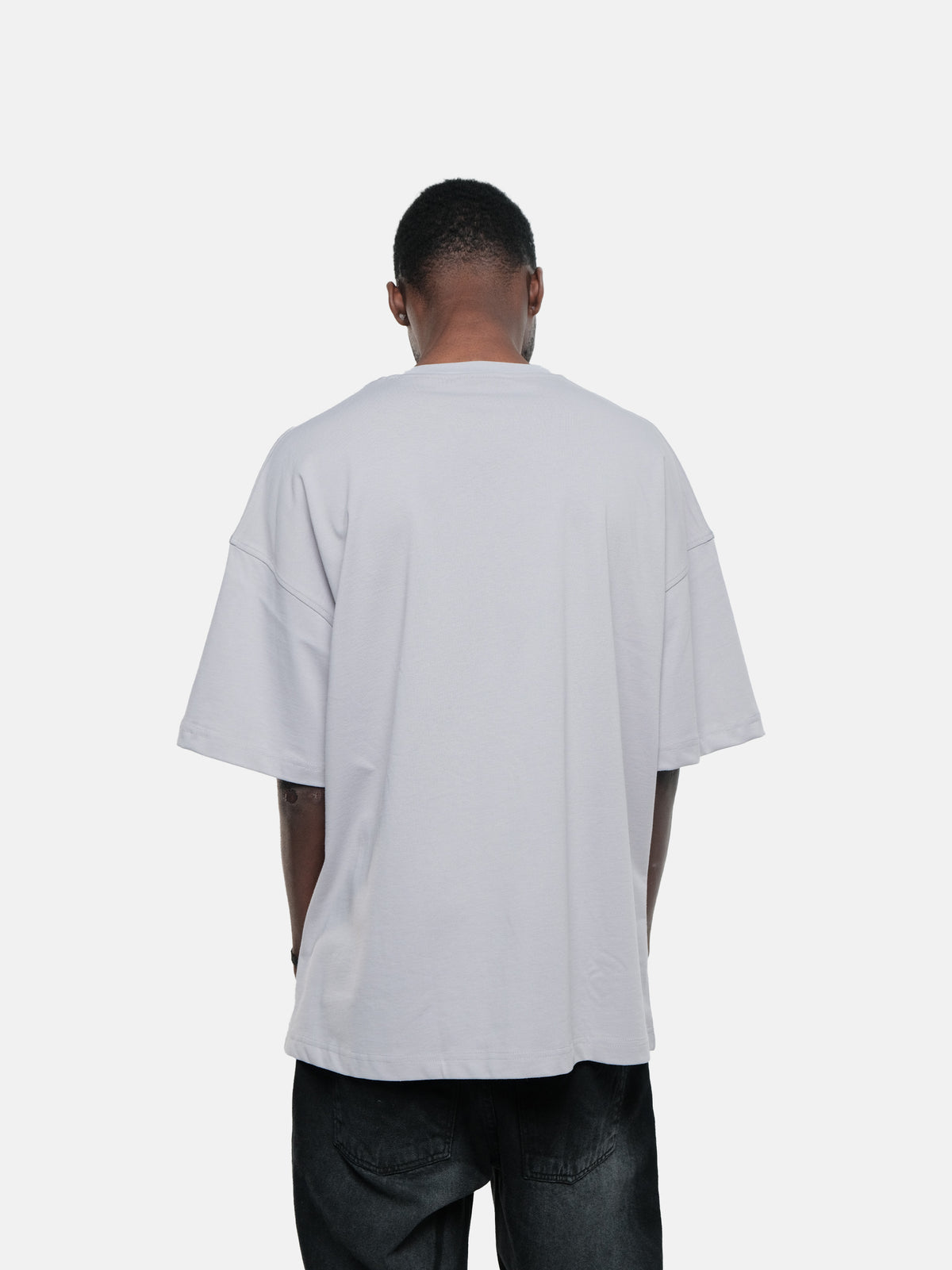 WORLDWIDE EMBROIDERED T-SHIRT