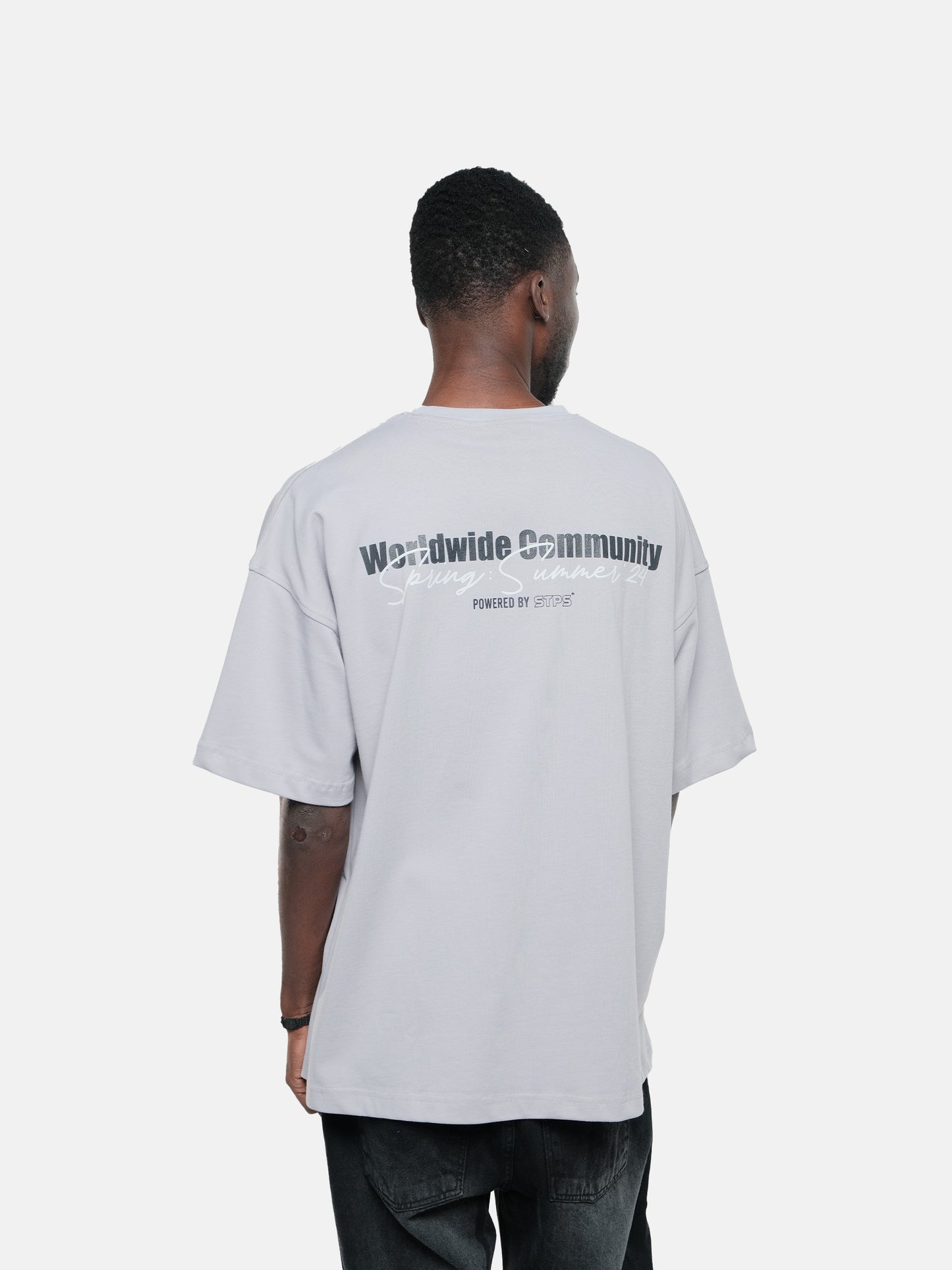 LIGHT GREY WORLDWIDE COMMUNITY T-SHIRT