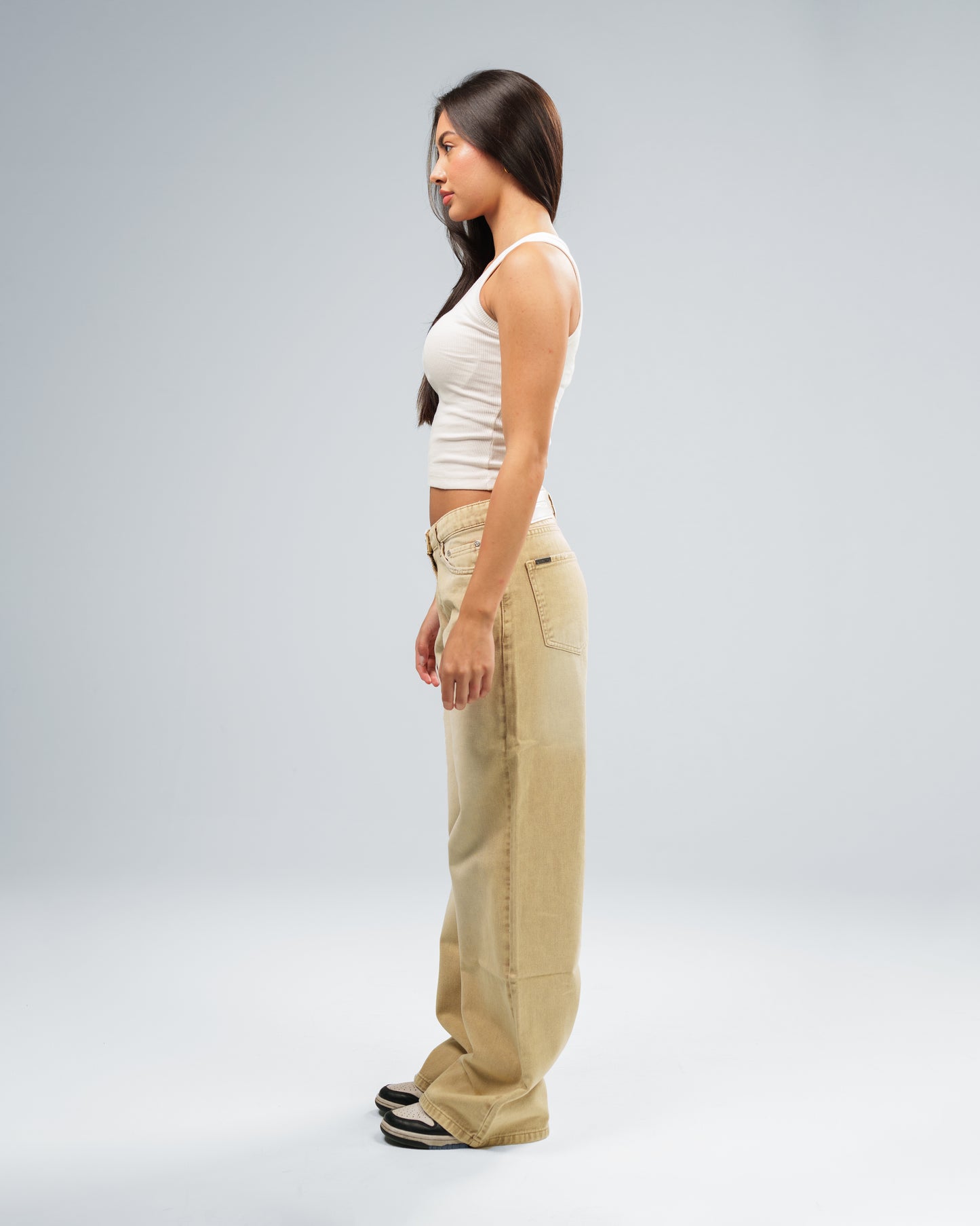 STONE WASHED SAND RELAXED MID RISE JEANS