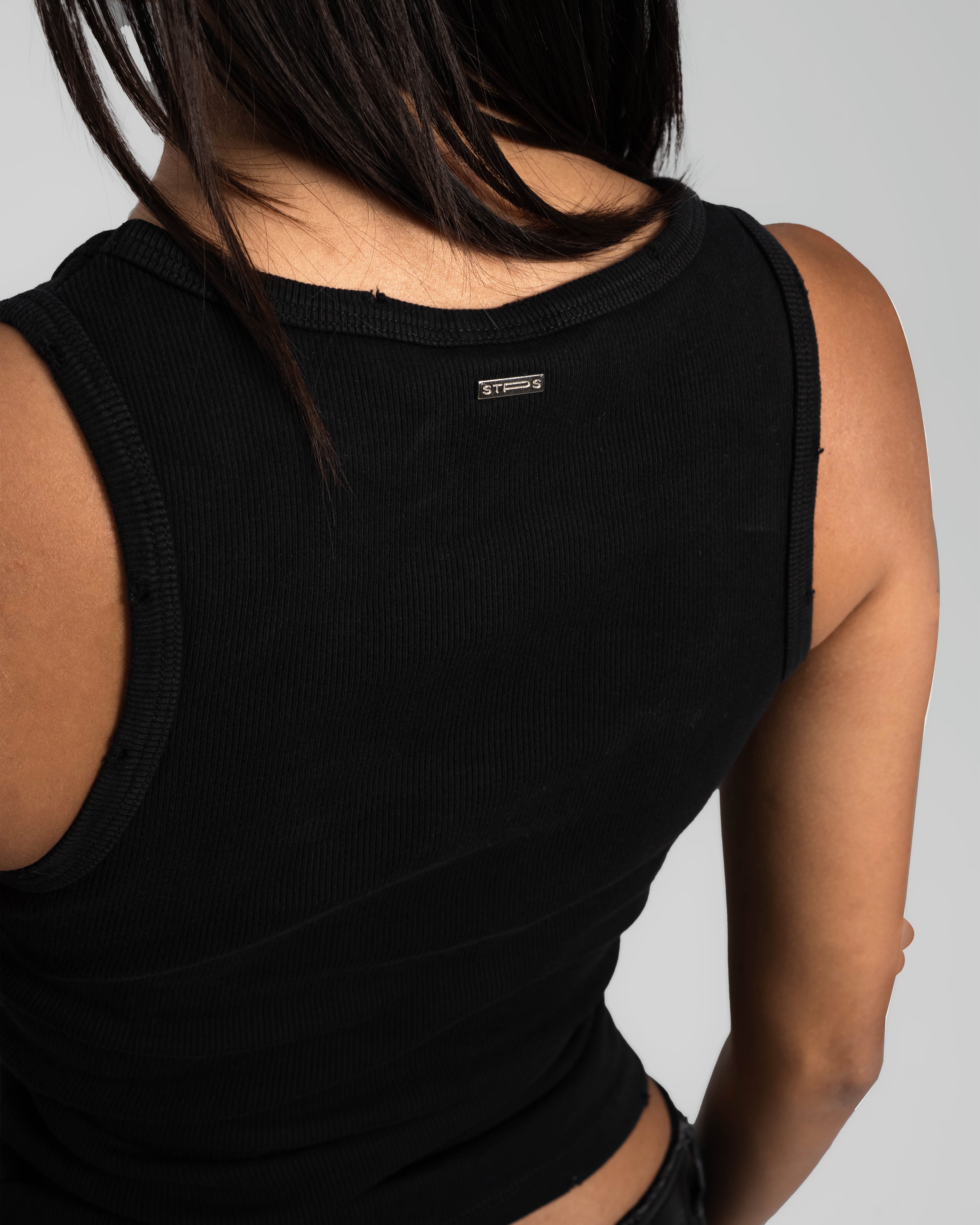 BLACK DISTRESSED TANK TOP