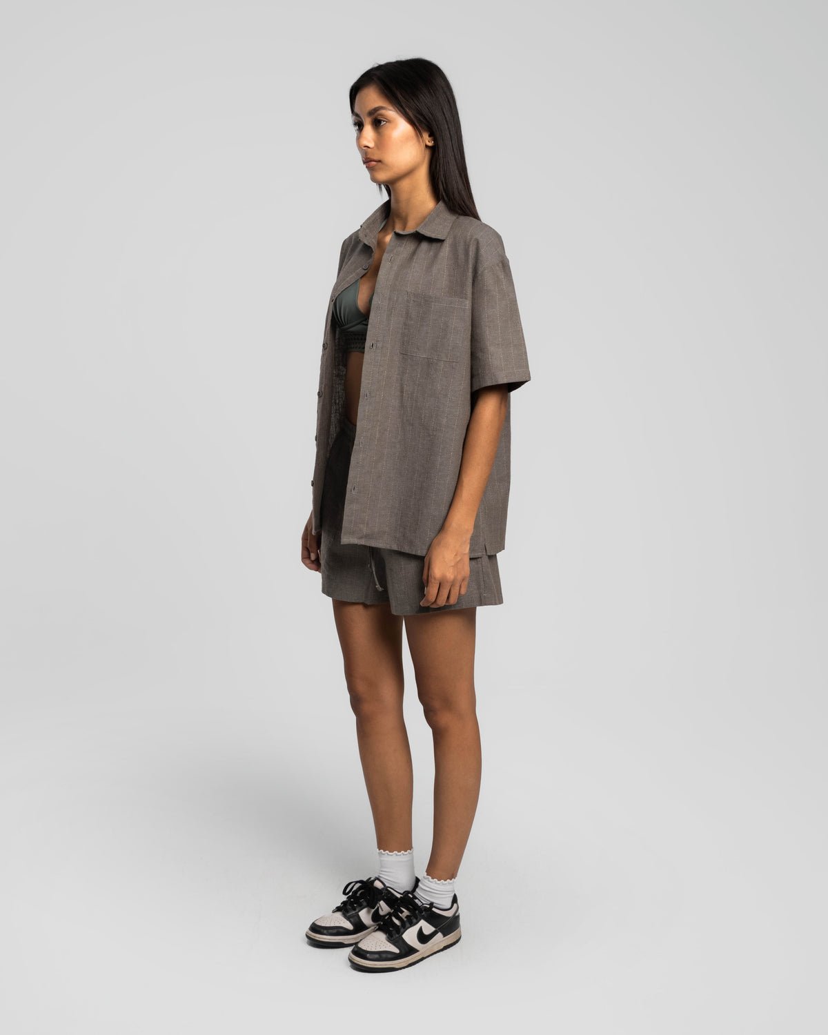 DUSTY OLIVE PINSTRIPED LINEN SHORTS