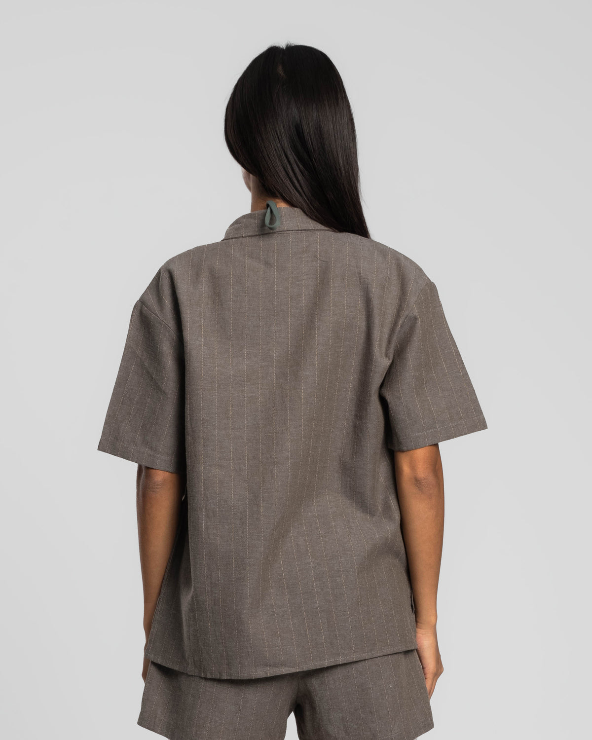 DUSTY OLIVE PINSTRIPED LINEN SHIRT