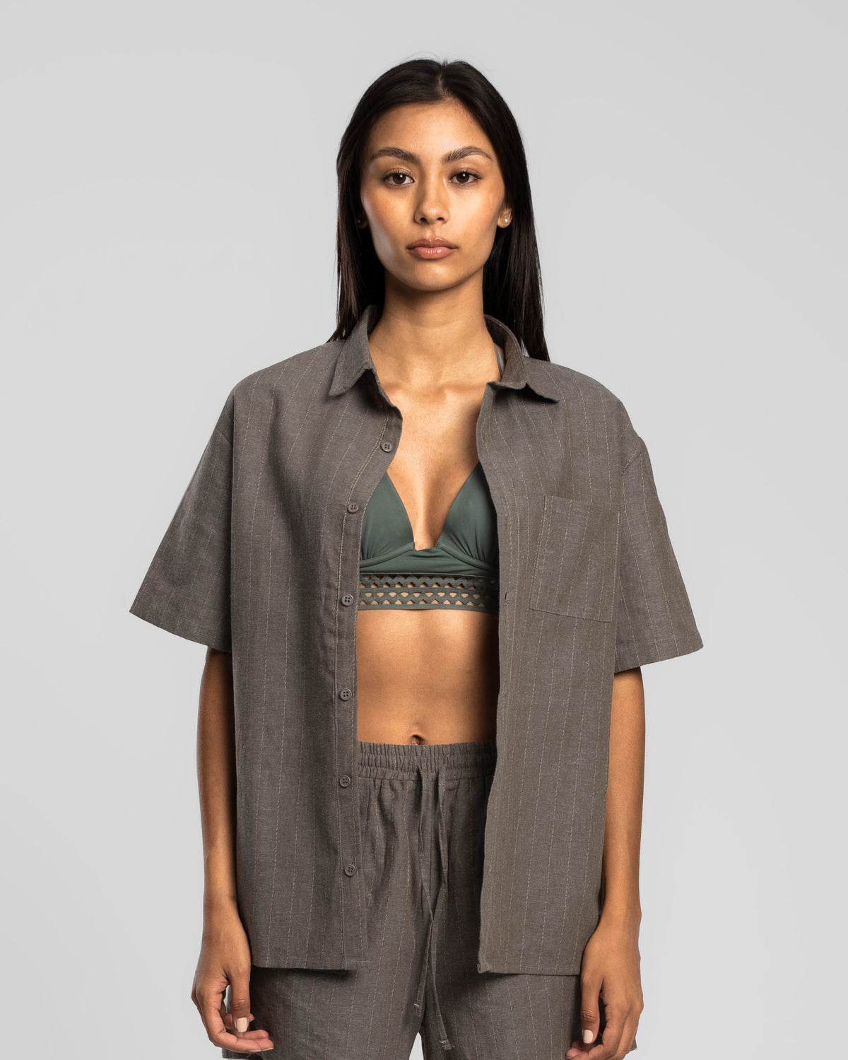 DUSTY OLIVE PINSTRIPED LINEN SHIRT