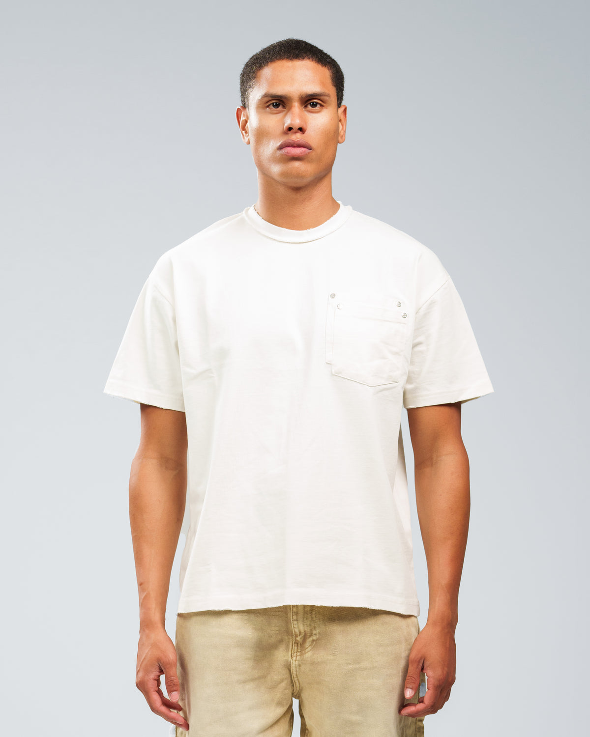 STONE WASHED DOUBLE POCKET T-SHIRT
